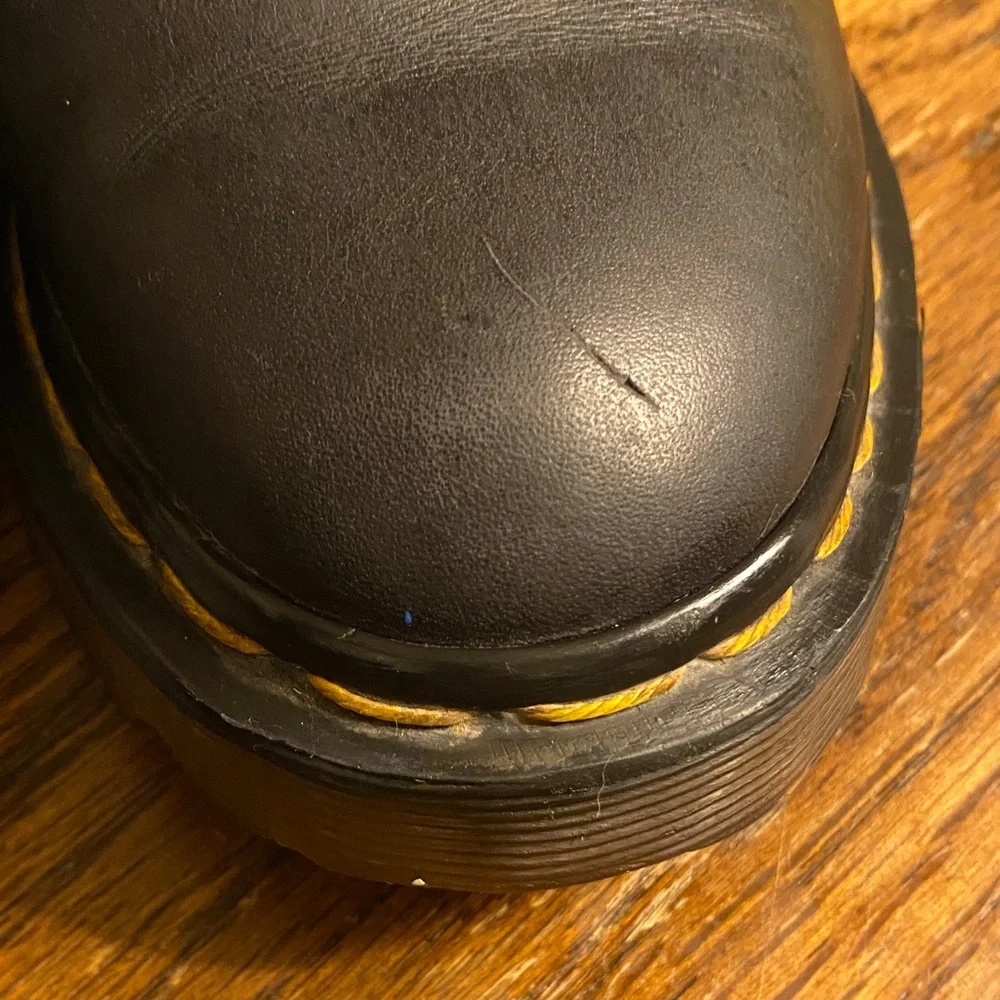 Dr. Martens Made in England 1461 Vintage 3 Eye Black Leather Oxfords UK 6 US 8 W